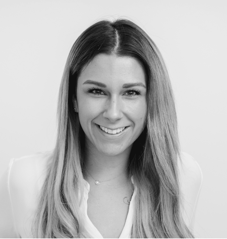 HELLO BEAUTY Marketing GmbH - Melissa Stock HELLO BEAUTY Marketing GmbH - Melissa Stock - Seit dem Start von Hello Beauty habe ich aufgehört zu arbeiten. Ich liebe es meine Beauties wachsen zu sehen. Ich liebe euren Erfolg mit uns.